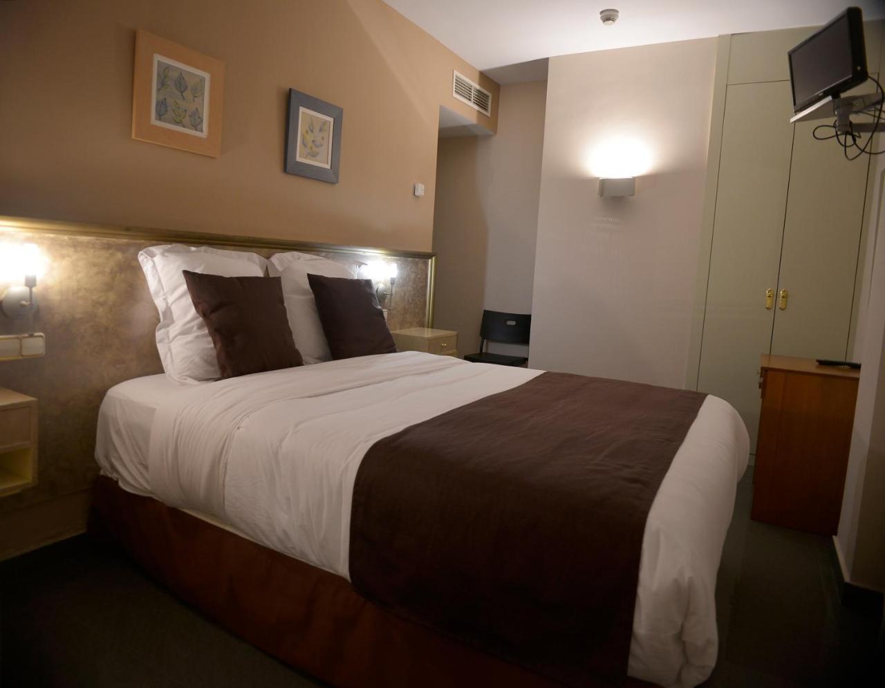 Hotel Velilla เบลีญา เด ซานอันโตนิโอ ภายนอก รูปภาพ